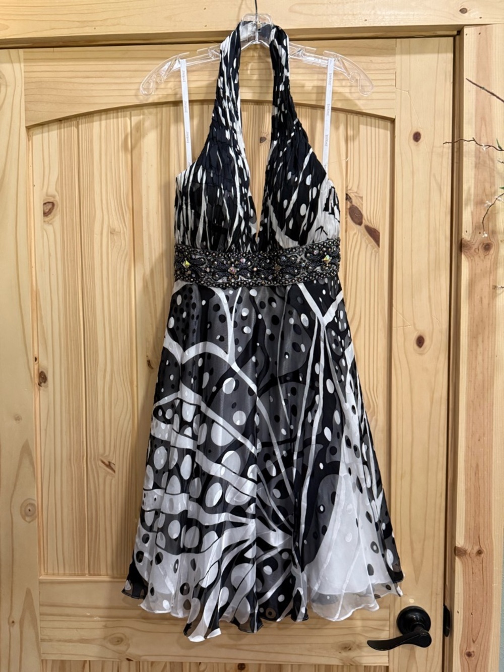Black & White Halter‎ Formal Dress